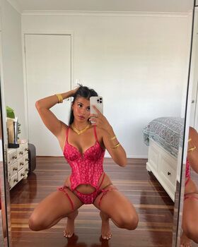 Ambraguiotto Nude Leaks OnlyFans Photo 20