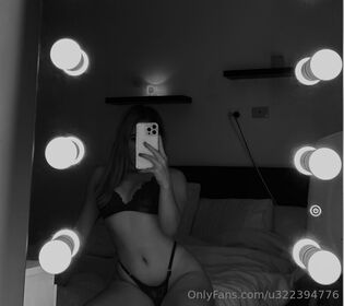 Amelia Bastian Nude Leaks OnlyFans Photo 2