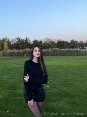 ameliahard