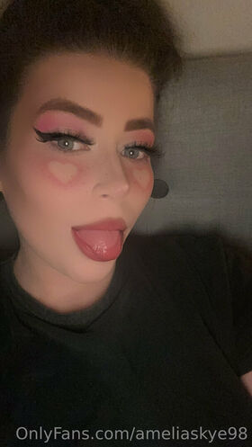 ameliaskye98