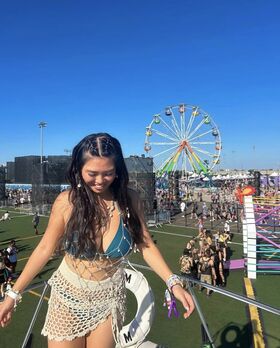 Amie Su Nude Leaks OnlyFans Photo 2