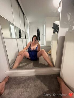 amy-yasmine Nude Leaks OnlyFans Photo 190