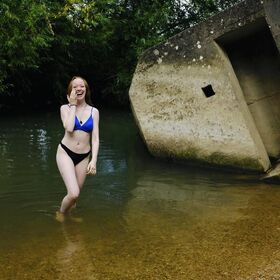 Amybeth McNulty Çıplak Sızdırılmış OnlyFans Fotoğrafı 17