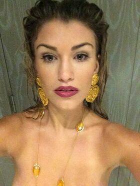 amywillerton Nude Leaks OnlyFans Photo 25