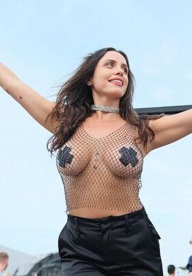 Ana Carolina Serra Nude Leaks OnlyFans Photo 8