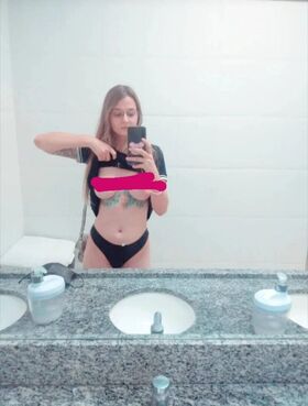 Ana Karolina Eisen Nude Leaks OnlyFans Photo 4