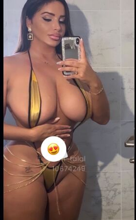 Anais Bragadias Nude Leaks OnlyFans Photo 1