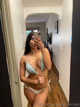 anamaxi Nude Leaks OnlyFans Photo 40