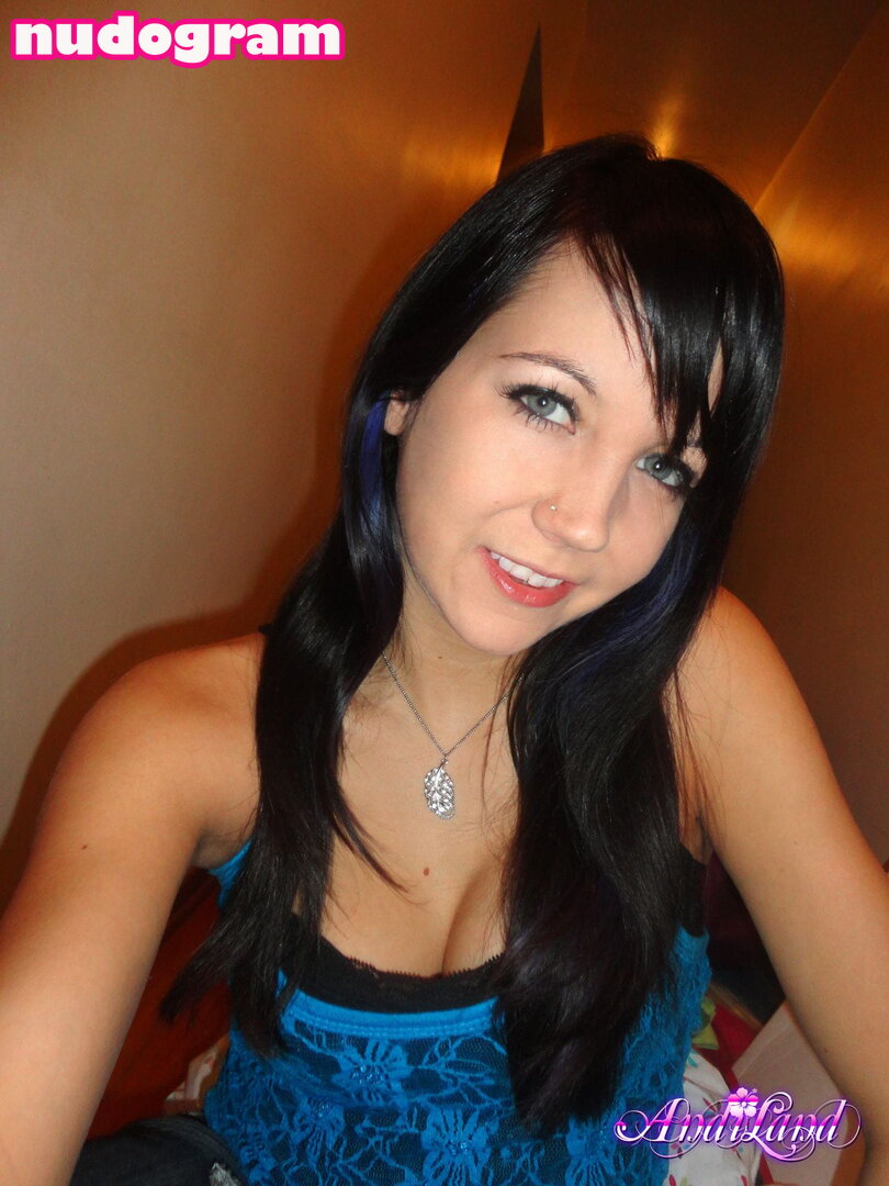 Andi Land  land8576  therealandiland Гола изтичане OnlyFans снимка 1861  - Nudogram v2.1