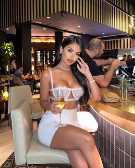 Aneeqa Farid नग्न लीक OnlyFans फोटो 241