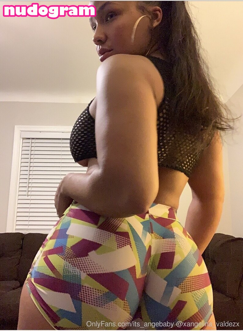 Ange B.  https:  its_angebaby Гола изтичане OnlyFans снимка 13 -  Nudogram v2.1