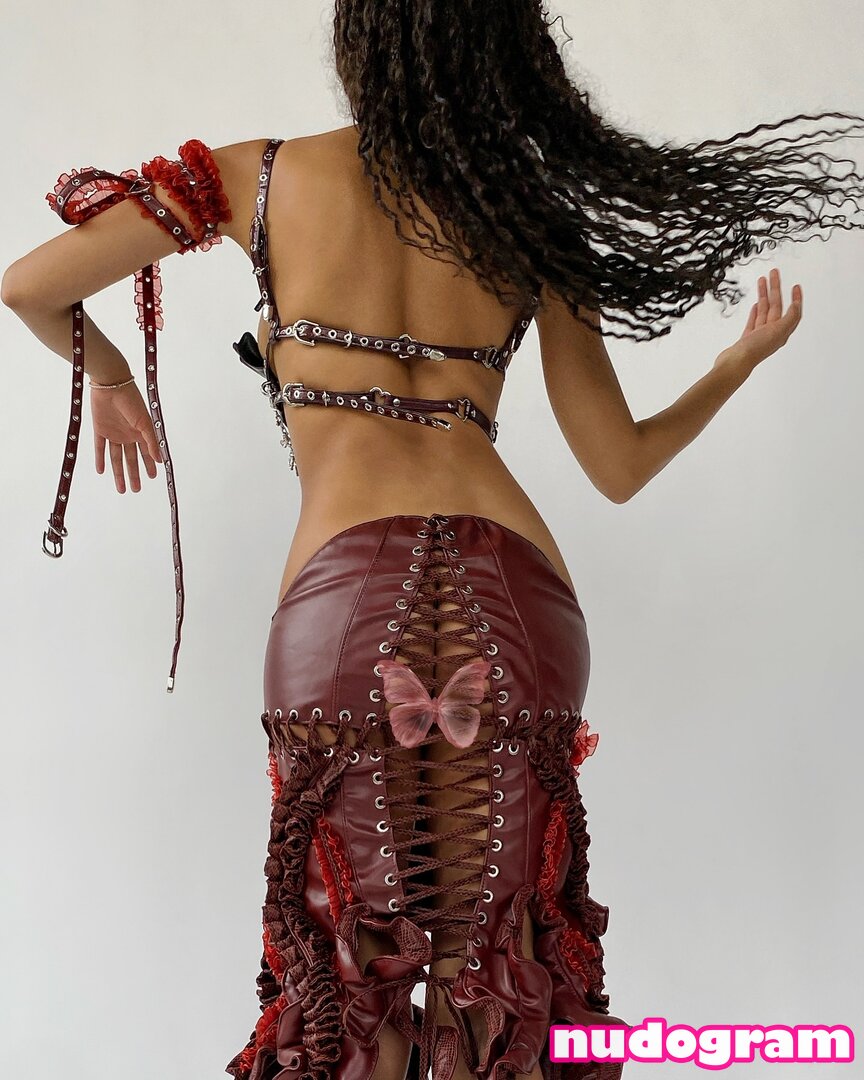 Angel Sophia Macklin  angelmacklinschwartz  angelsophiamacklin  vibeiana  Гола изтичане OnlyFans снимка 38 - Nudogram v2.1