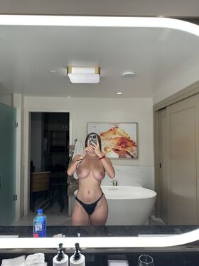 Angel Youngs Nude Leaks OnlyFans Photo 85