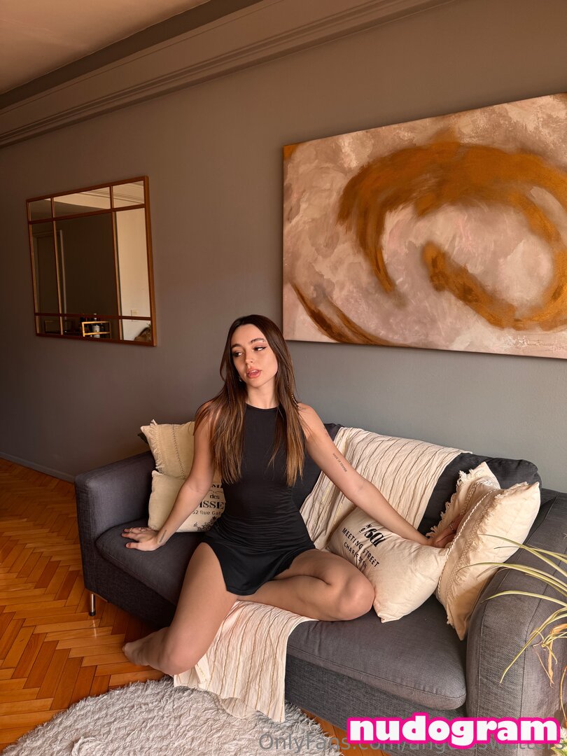 Angeles Watters - a peek into her private moments