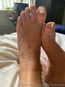 angelfootcakes Nude Leaks OnlyFans Photo 19