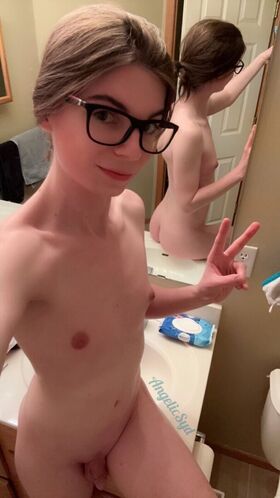 Angelic Sydney Nude Leaks OnlyFans Photo 25