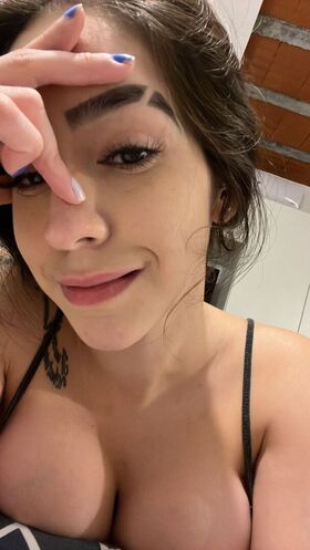 Angie Diaz Nude Leaks OnlyFans Photo 32