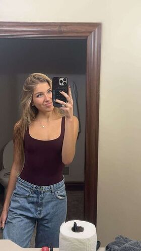 Aniela Leon नग्न लीक OnlyFans फोटो 316