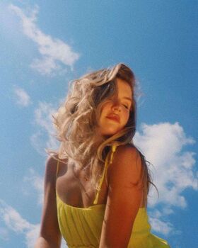 Anna Grace Barlow Naakte Leaks OnlyFans Foto 7