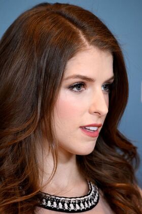Anna Kendrick Nude Leaks OnlyFans Photo 564