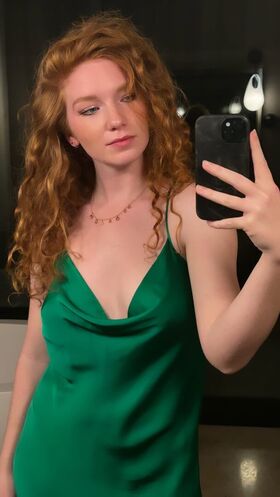 Annalise Basso Nude Leaks OnlyFans Photo 15