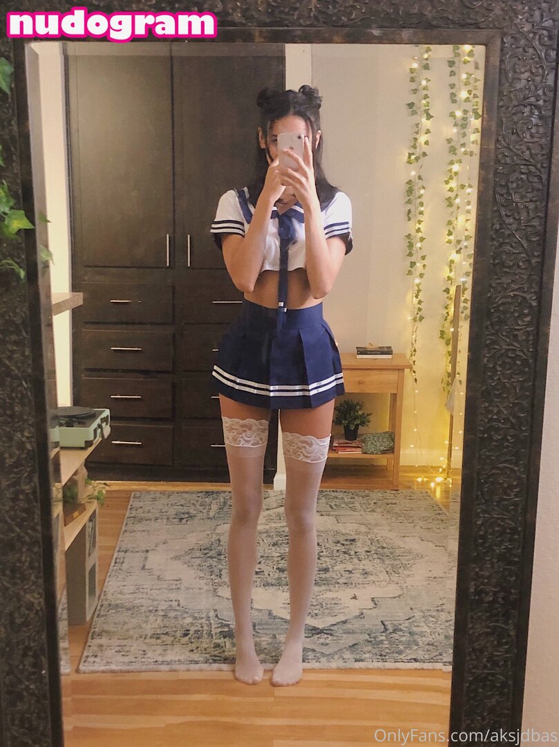 annaverse annaversee Nude Leaks OnlyFans Photo 2 Nudogram v2 0 