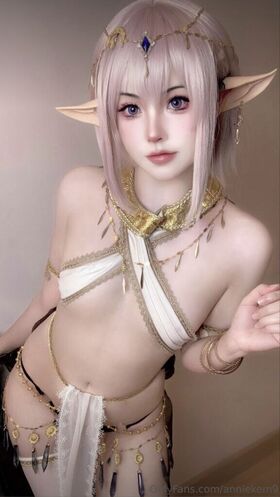 Annie Leonhardt Фото просочення OnlyFans (оголене) 90