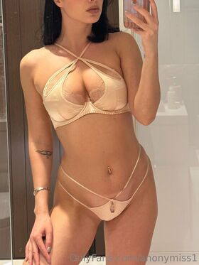 anonymiss1 Nude Leaks OnlyFans Photo 93