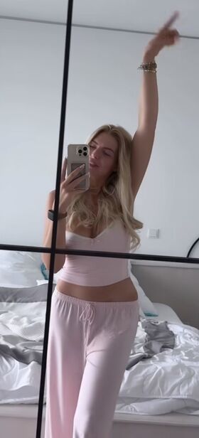 Antonia Hemmer Nude Leaks OnlyFans Photo 223