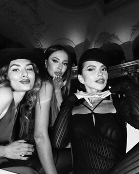 Apostoleanu 유출된 누드 OnlyFans 사진 157