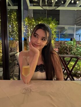 Arabella Gregory Nude Leaks OnlyFans Photo 2