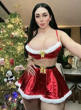 Arely Hernandez Montenegro Procurena gola OnlyFans fotografija 2