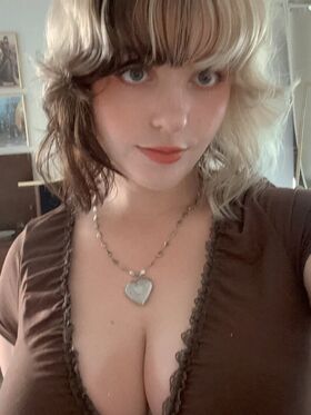 Aretteepls Fotografie scursă ilegal OnlyFans dezbrăcată 209