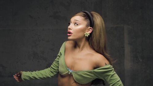 Ariana Grande Nude Leaks OnlyFans Photo 123