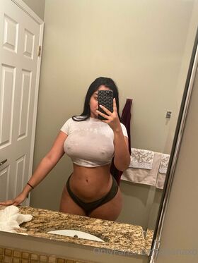 Ariana Sayani Nude Leaks OnlyFans Photo 13