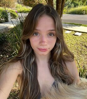 ariellesutton Nøgne lækkede OnlyFans foto 18