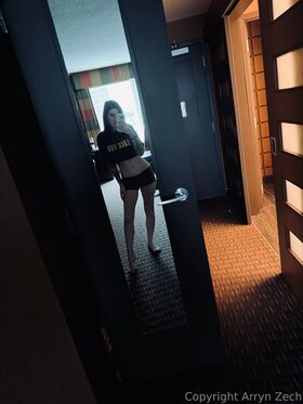 Arryn Zech Nude Leaks OnlyFans Photo 52