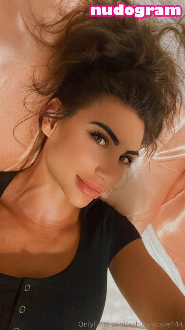ashley-nicole-274