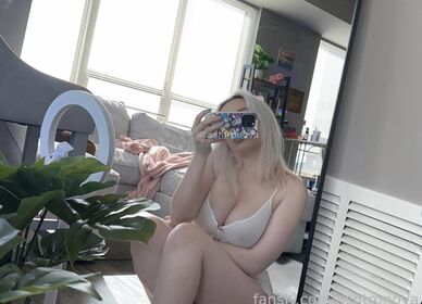 Ashtronova Nude Leaks OnlyFans Photo 42