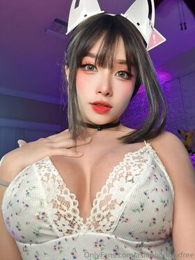 asianbunnyxfree Nude Leaks OnlyFans Photo 2