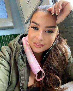 Assiarose Nøgne lækkede OnlyFans foto 27