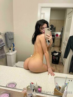 asskiss Nude Leaks OnlyFans Photo 1