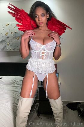 Astridlcm Nude Leaks OnlyFans Photo 40