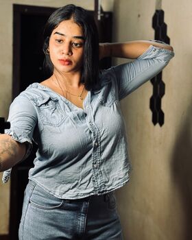 Athira Rudhra Nude Leaks OnlyFans Photo 3