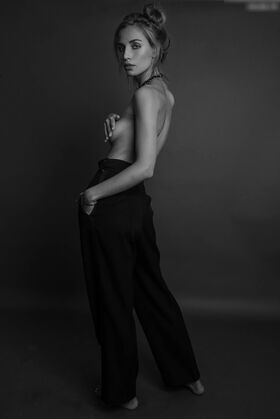 Aude-Jane Deville नग्न लीक OnlyFans फोटो 104