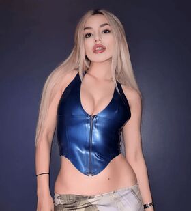 Ava Max Nude Leaks OnlyFans Photo 167