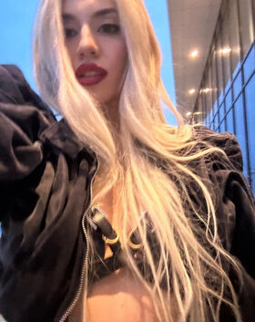 Ava Max Nude Leaks OnlyFans Photo 210