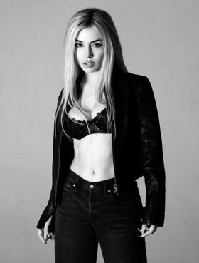 Ava Max Nude Leaks OnlyFans Photo 301
