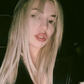 Ava Max Nude Leaks OnlyFans Photo 372