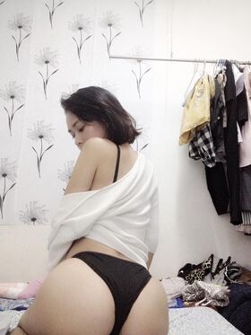 Ayemami Nude Leaks OnlyFans Photo 6